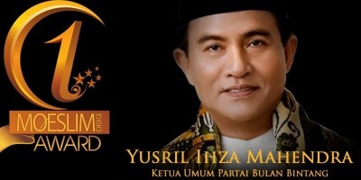 DEMOCRACY AWARD: Ketua Umum Partai Bulan Bintang, Yusril Ihza Mahendra