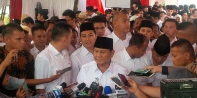 PRABOWO DITERIAKI PRESIDEN