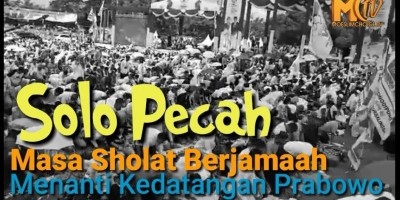 Solo Pecah... Masa sholat berjamaah menanti Prabowo Subianto