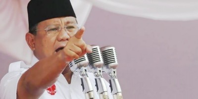 PRABOWO HIMBAU HINDARI KEKERASAN