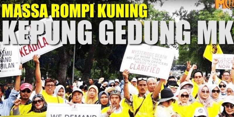 MASSA ROMPI KUNING KEPUNG GEDUNG MK