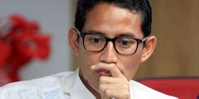 SANDIAGA BERHARAP  PADA MK