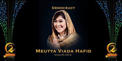 DEMOCRACY AWARD: ANGGOTA DPR RI, MEUTIA HAFID