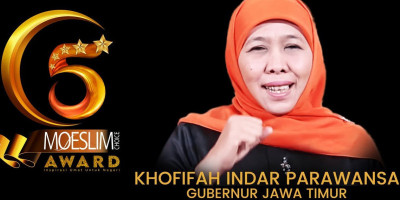 Khofifah Indar Parawansa Pemenang MC Award 5 Kategori Governor Good Performance